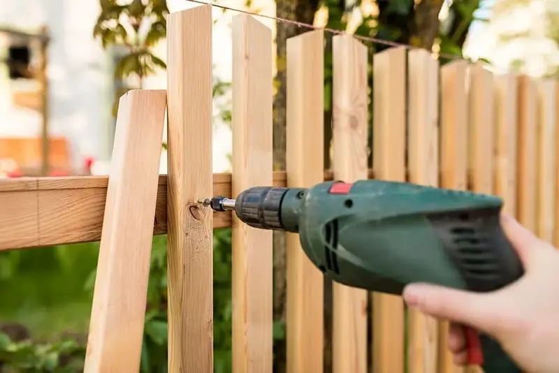 Fence Installation & Repair
